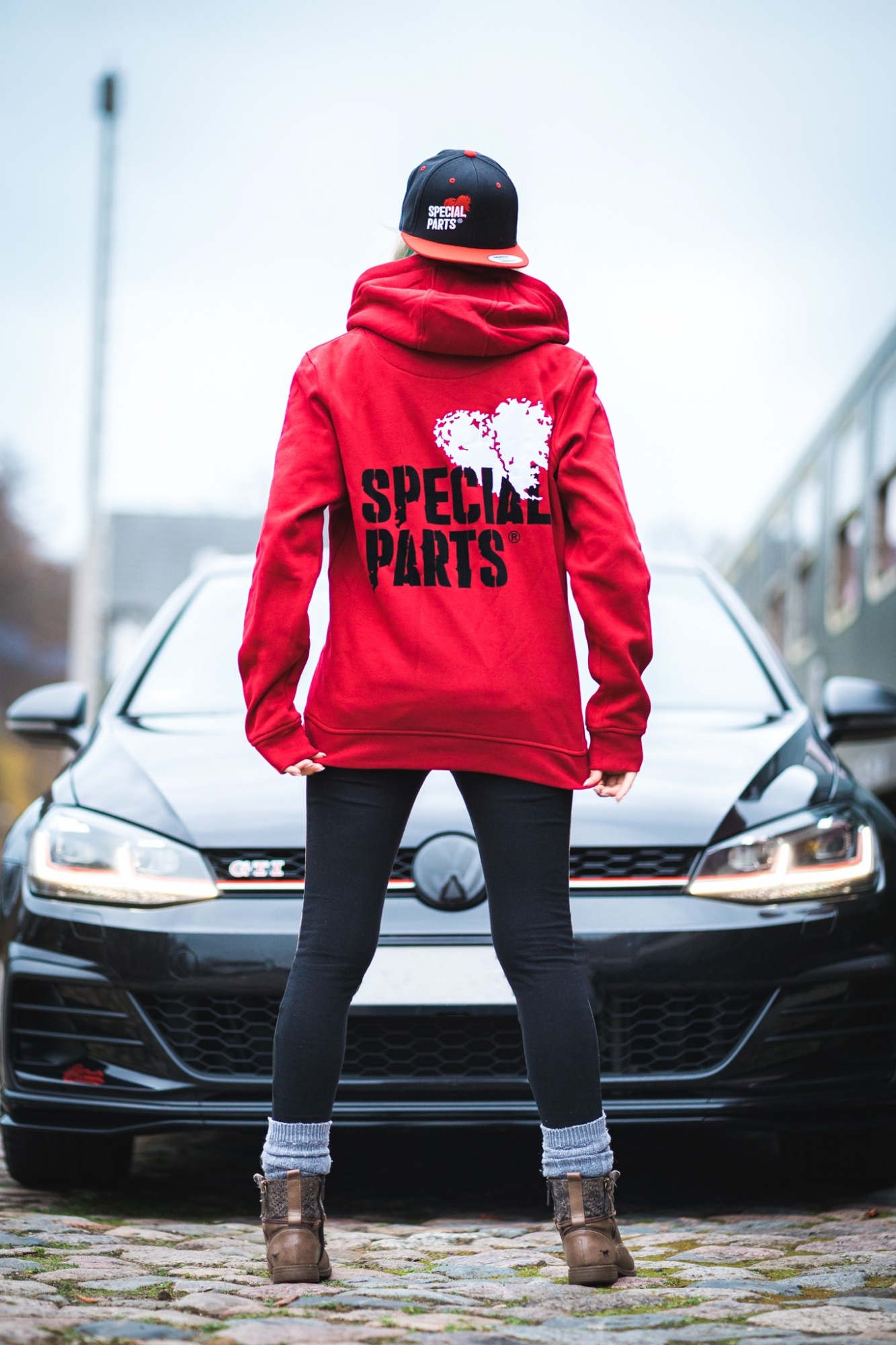 Hoodie / Special Parts / rot